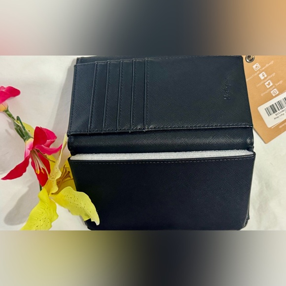 New with tags! Miztique “The Katherine”faux leather crossbody clutch! - Picture 8 of 16